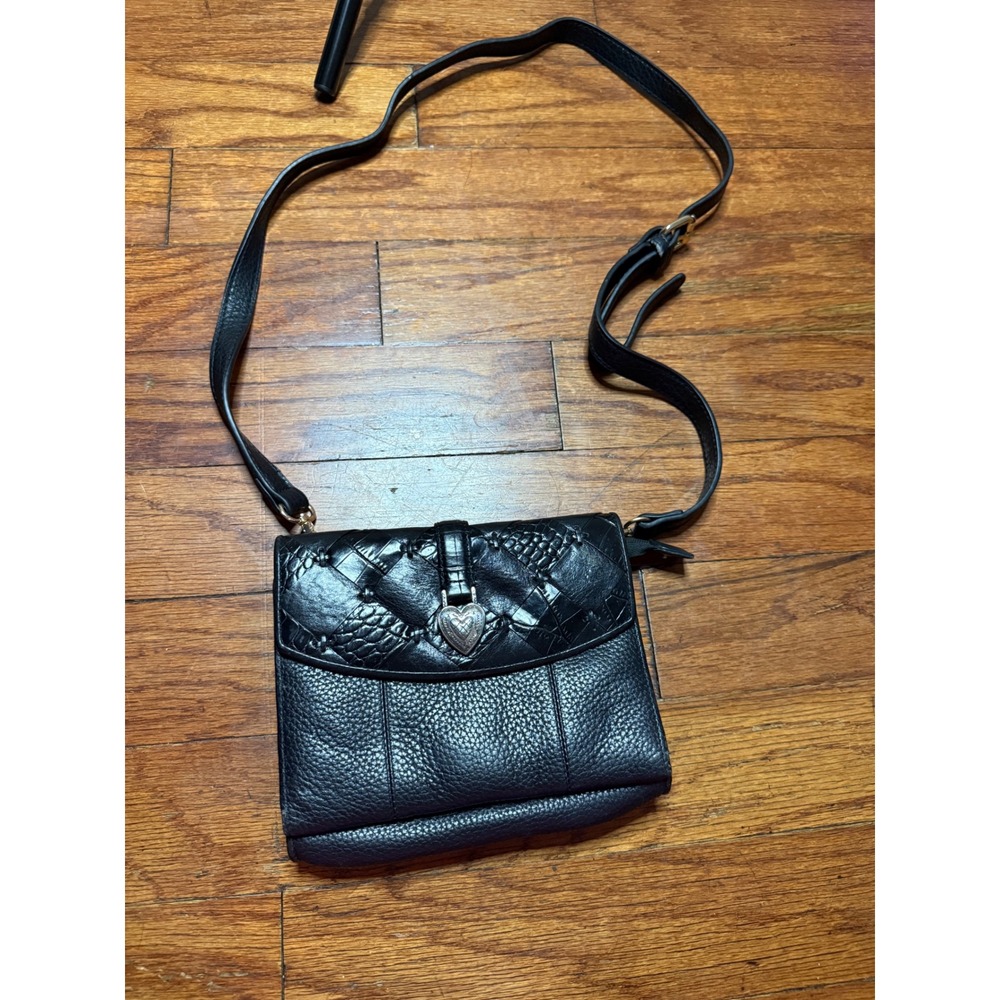 Brighton Black Leather Crossbody Organizer Bag Heart Charm Croc Embossed Woven